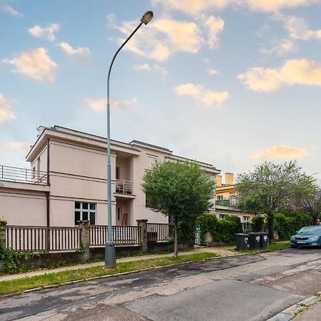 Apartman Xaveriova Praga Zewnętrze zdjęcie